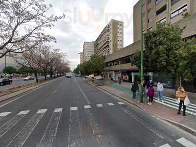 Domino's Pizza Luis De Morales