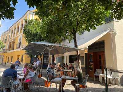 Restaurante Patio Banderas