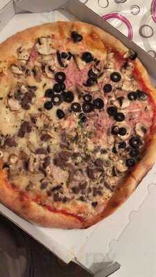 La Piazza Torremolinos