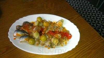 Bodega Canalla - Vermouths & Vinyls