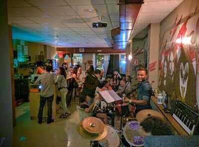 Rock Island Music Bar