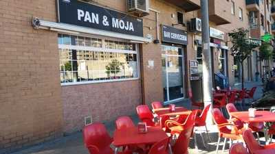 Pan & Moja