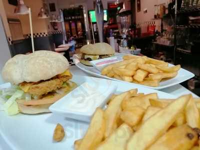 Charlie's Burguer American Diner