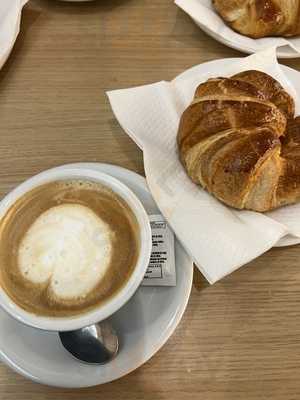 Audrey Bread & Coffee