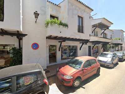 Thai Gallery Restaurant