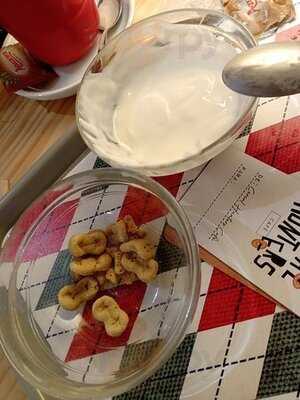 Cereal Hunters Carrer Del Consell