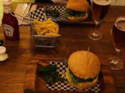 Ilans Burger Bar Kosher