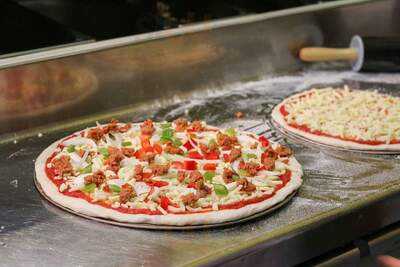 Milenium Bar Restaurante Pizzeria