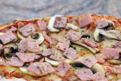 Milenium Bar Restaurante Pizzeria