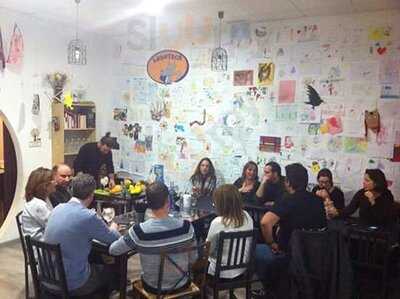 Que Viene El Lobo! Café Taller