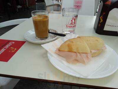 Bar Cafeteria Y Cerveceria Los Romeros
