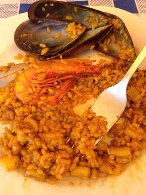 La Sirena Del Puerto