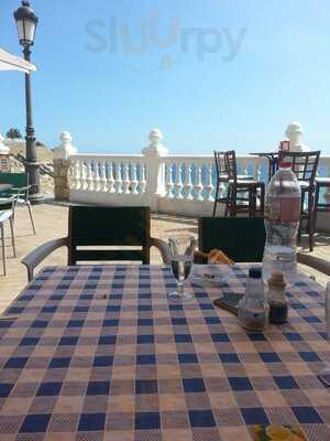 La Sirena Del Puerto