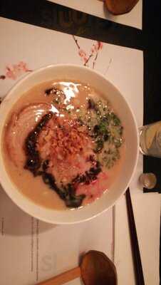 Tonkotsu Ramen & Asían Street Food