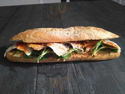 Green Hunters Fresh Bar