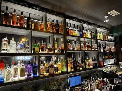 Delirium Vlc Lounge Bar