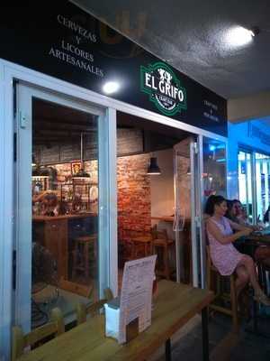 El Grifo Craft Bar