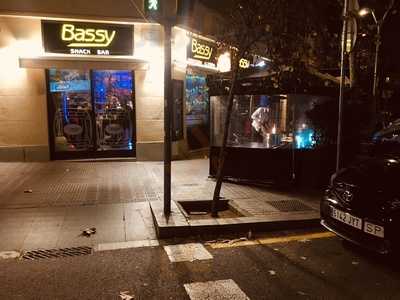 Snack Bar Bassy