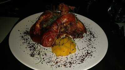 Doq Barcelona Restaurant & Cocktail Bar