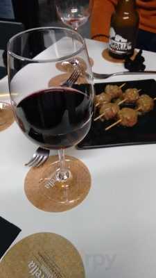 Vinoteca Taperia Los Chalaos