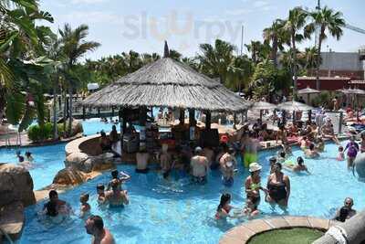 Camping Internacional La Marina