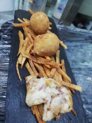 Kokona Restaurant & Lounge