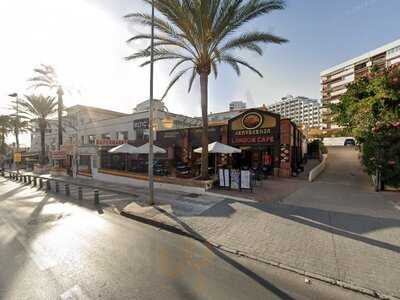 London Cafe Benalmadena