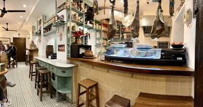 La Esquinita Del Chupa Y Tira