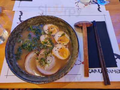 Tonku Ramen