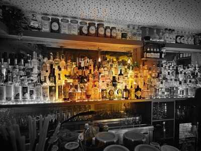 Bloody Mary Cocktail & Tapas