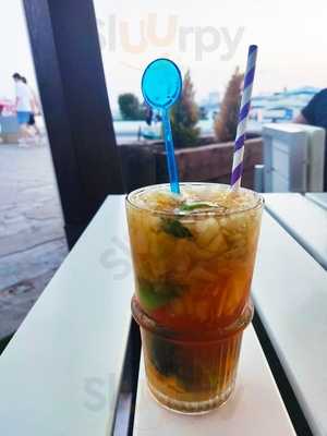 La Mar De Vinos Muelle Uno