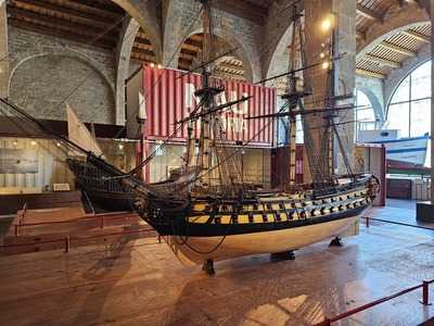 Museo Maritim De Barcelona - Lonja De San Cristobal
