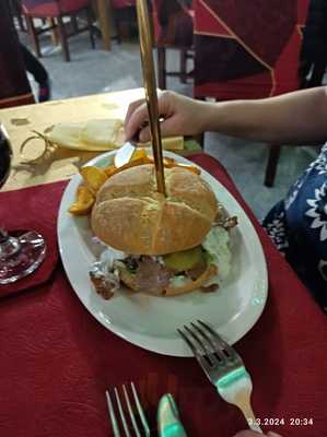 Parthenon Bar And Restaurant