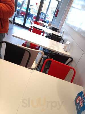 Domino's Pizza Pio Xii