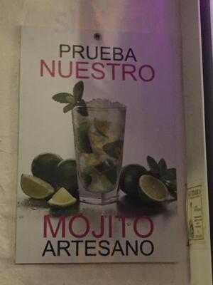 Bar-coctelería Teteria Albanta.