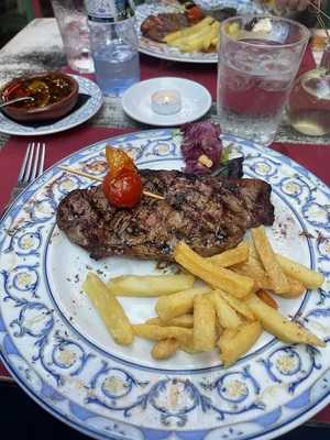 La Estancia, Tapas - Grill Asador