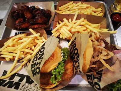 The Good Burger - Photo 8