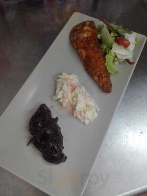 Mavericks Bar And Bistro