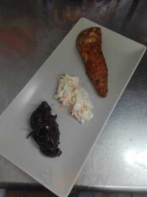 Mavericks Bar And Bistro