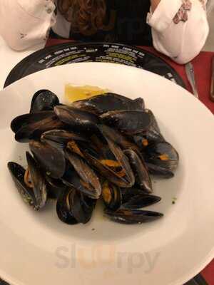 El 90 Restaurante Bar