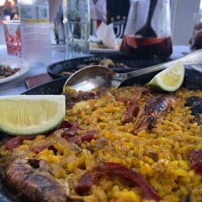 Bar Restaurant Chino Luna