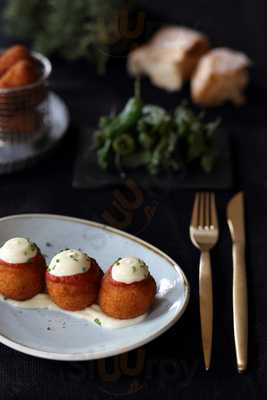 Celler De Tapas - Universitat