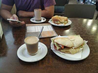 Cafetería-restaurante Patricia