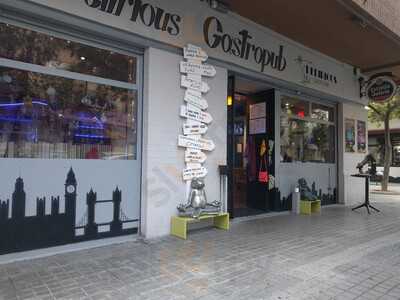 Delirious Salon Lounge