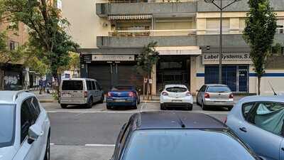 Delirious Salon Lounge