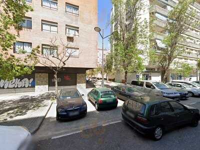 Delirious Salon Lounge