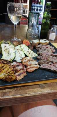 La Parrillas Pollos Planes