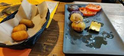 La Parrillas Pollos Planes