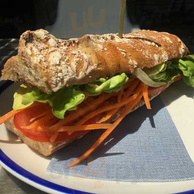 El Montana Cafe & Restaurant