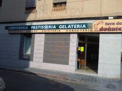 Panaderia-cafeteria Forn De Donate